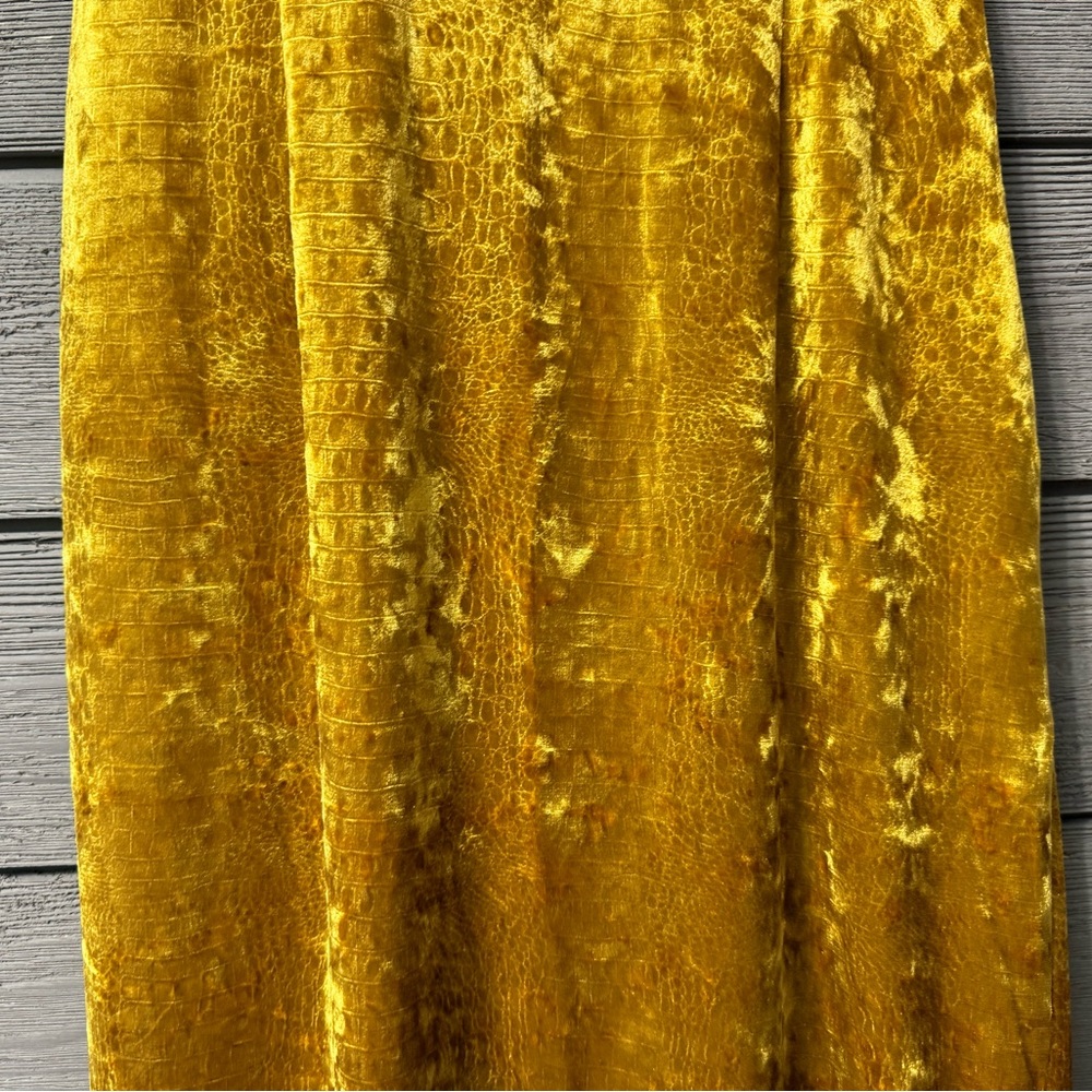 NWT Saylor Yellow Gold Velvety Reptile Texture Dress XS Summer Club Party Date - Picture 8 of 16